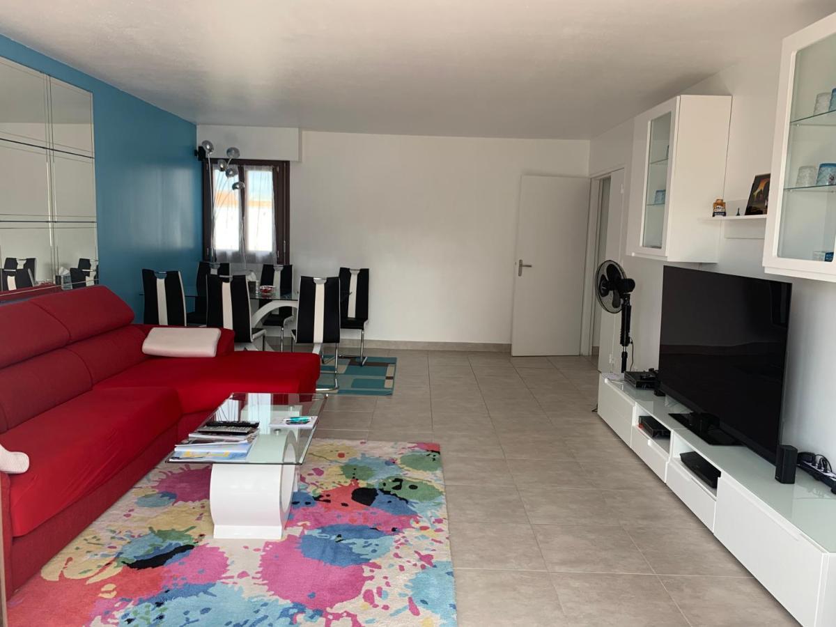 Grand Appartement A Louer Vue Sur Seine Melun Exteriör bild