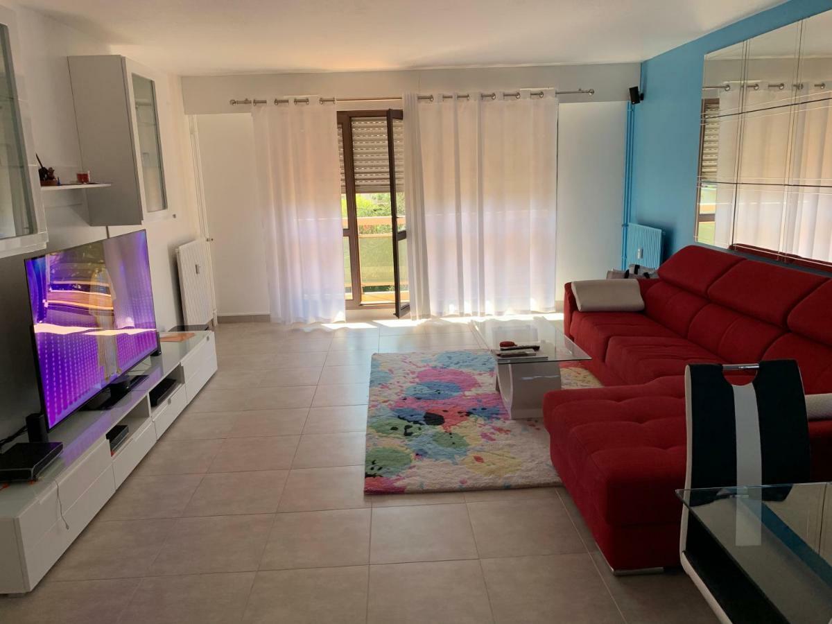 Grand Appartement A Louer Vue Sur Seine Melun Exteriör bild