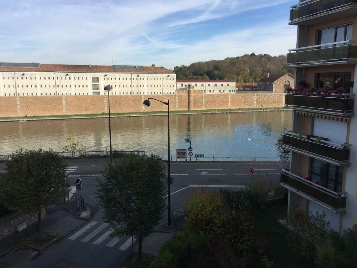 Grand Appartement A Louer Vue Sur Seine Melun Exteriör bild